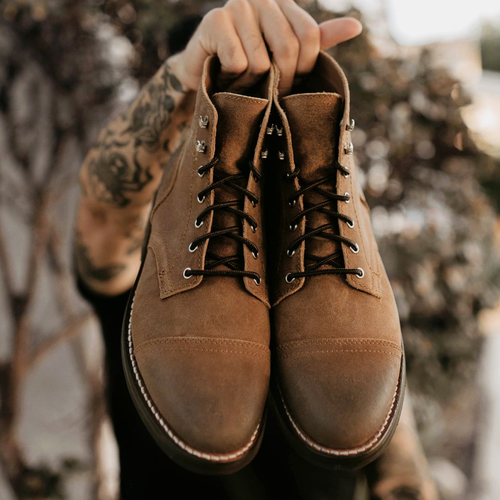 Captain | Safari